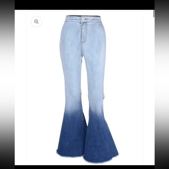 NWT Anna-Kaci Bell Bottom High Waist Denim Jeans Gradient Dark Wash
XL (16-18) - Picture 2 of 12